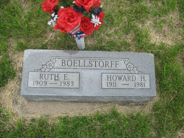 Howard H. â€œShortyâ€� Boellstorff Grave Photo