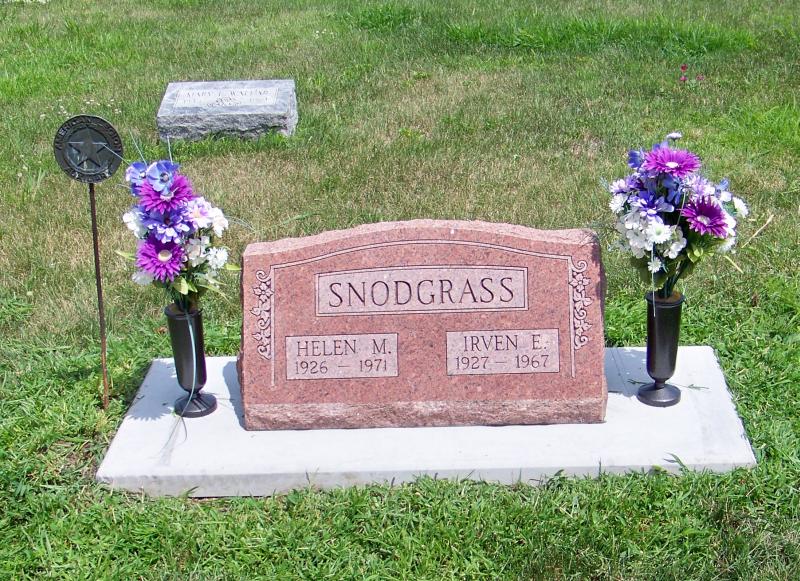 Irvin Eugene â€œGeneâ€� Snodgrass Grave Photo