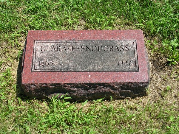 Clara E. (Naylor) Snodgrass Grave Photo