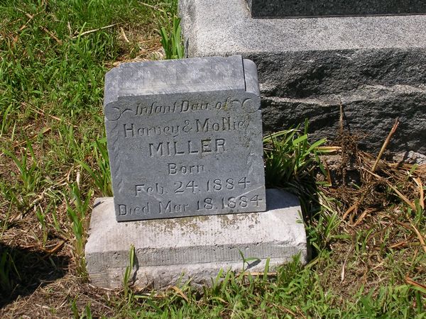 Helen  Miller Grave Photo